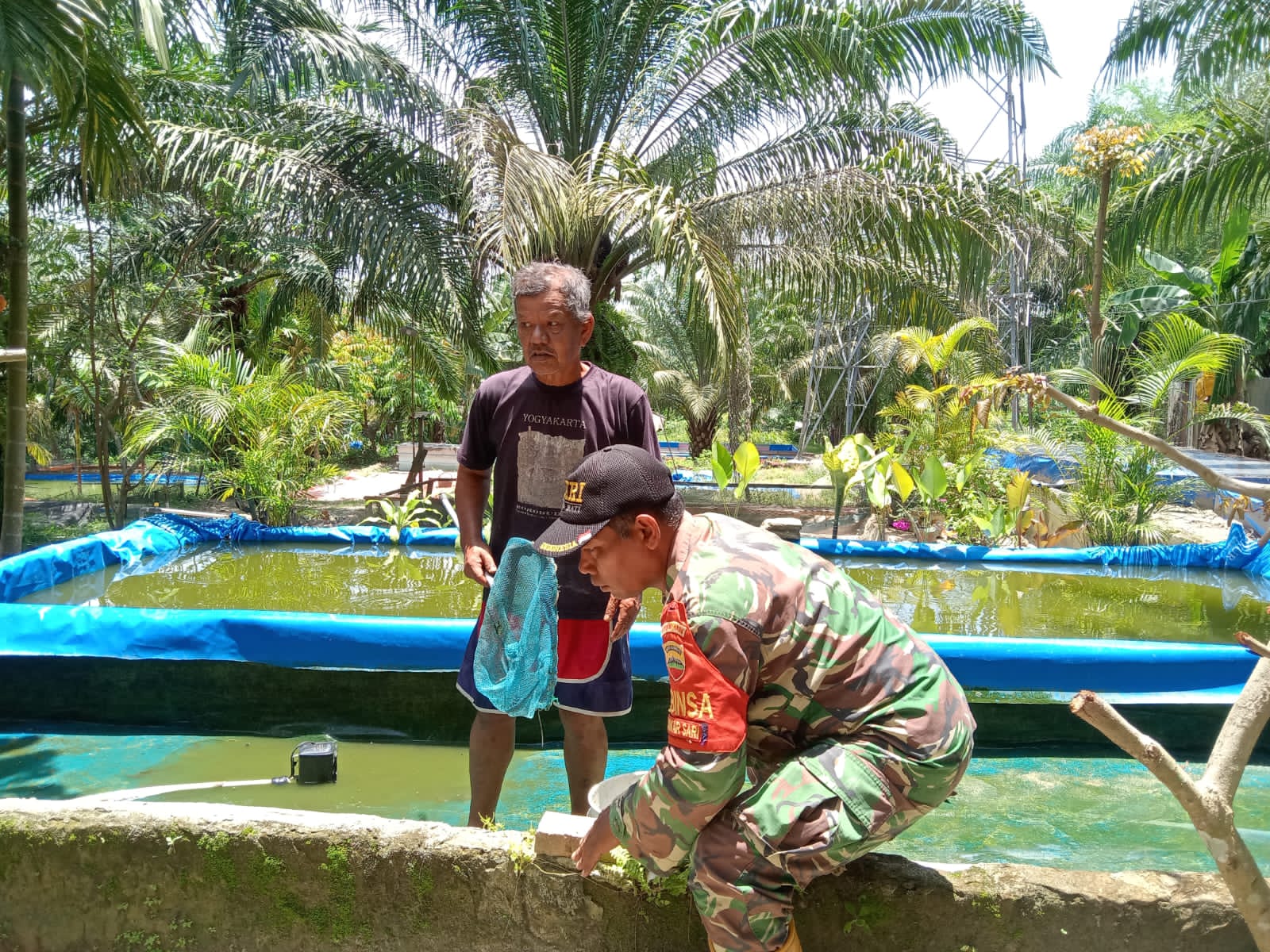 Serka Suandi Bantu Peternak Ikan Lele