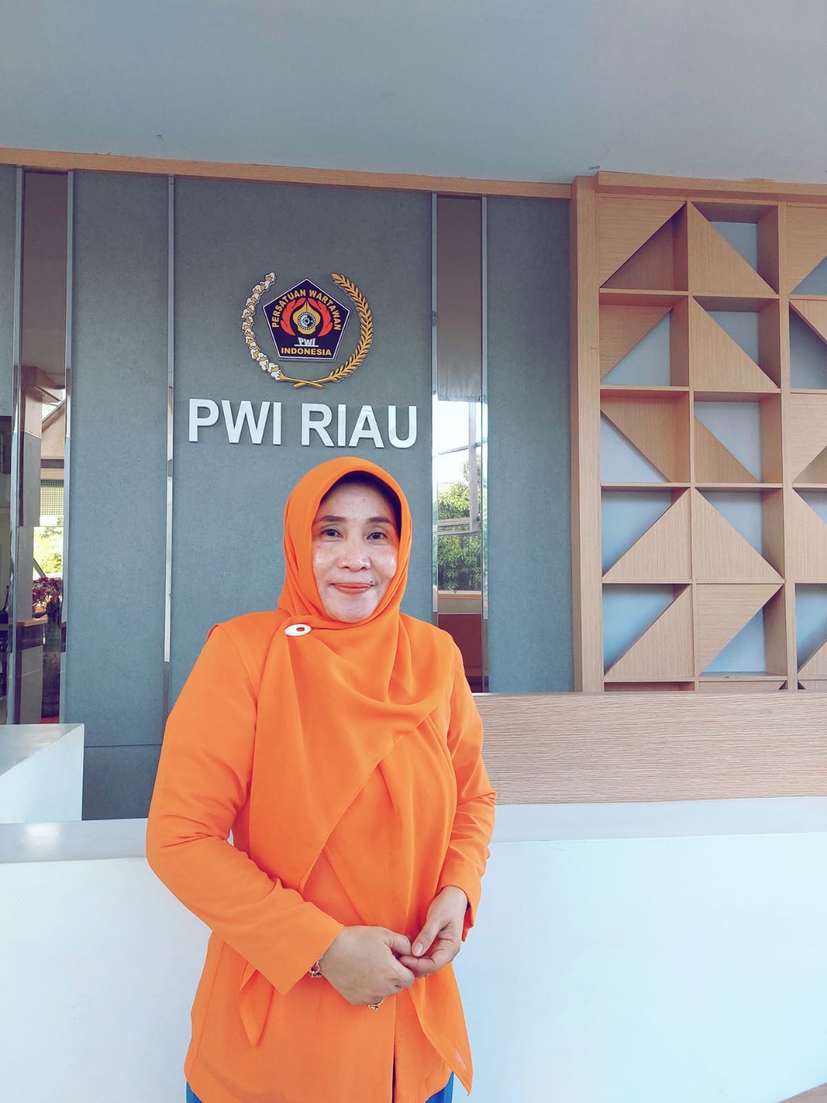 Hastuti Salta Kembali Nakhodai IKWI Riau 2022-2027