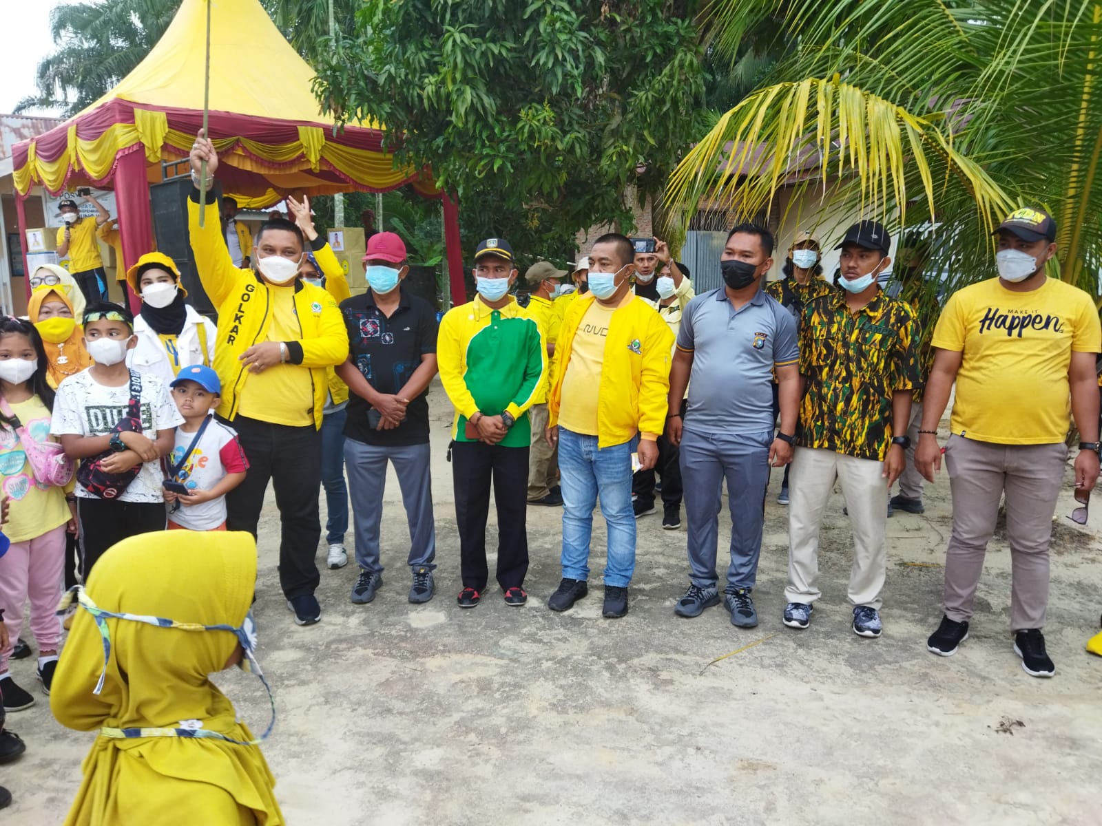 DPD Partai Golkar Dumai Adakan Gerak Jalan Sehat di Kelurahan Kampung Baru Bukit Kapur