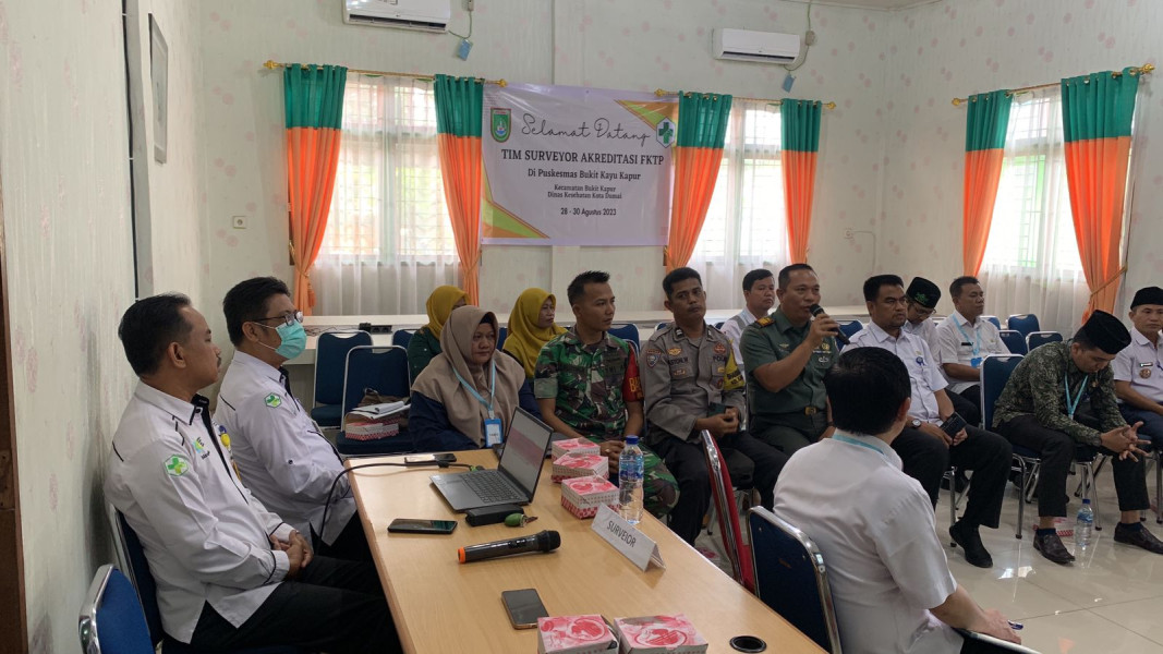 Danramil 02 BK Sambut Kedatangan Tim Akreditasi Puskesmas