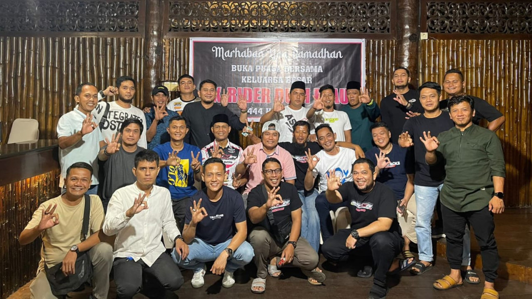 Ketua Karang Taruna Mandau dan Komunitas Automotif Exrider Jalin Silaturahmi