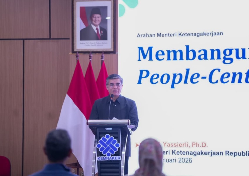 Menaker Yassierli Tekankan Nilai Integritas dan Meaningful Work untuk Tingkatkan Layanan TKA