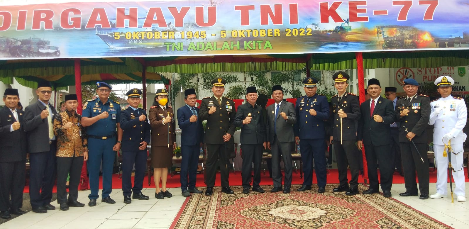 Lembaga Survei Membuktikan, TNI Mendapatkan Kepercayaan Tertinggi Dari Masyarakat