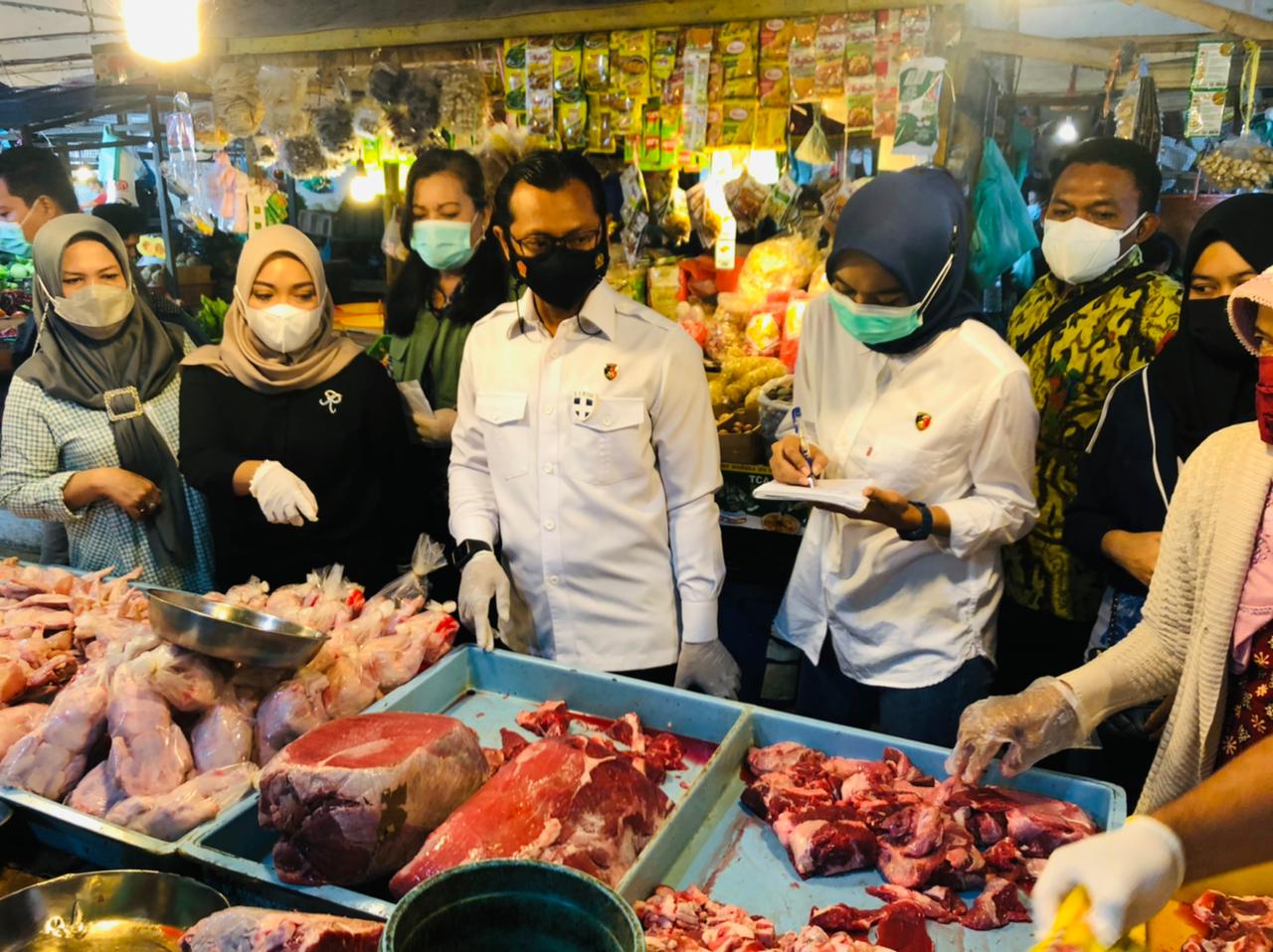 Sidak Pasar Dit Reskrimsus Polda Kepri Pantau Harga dan Ketersediaan Sembako di Batam