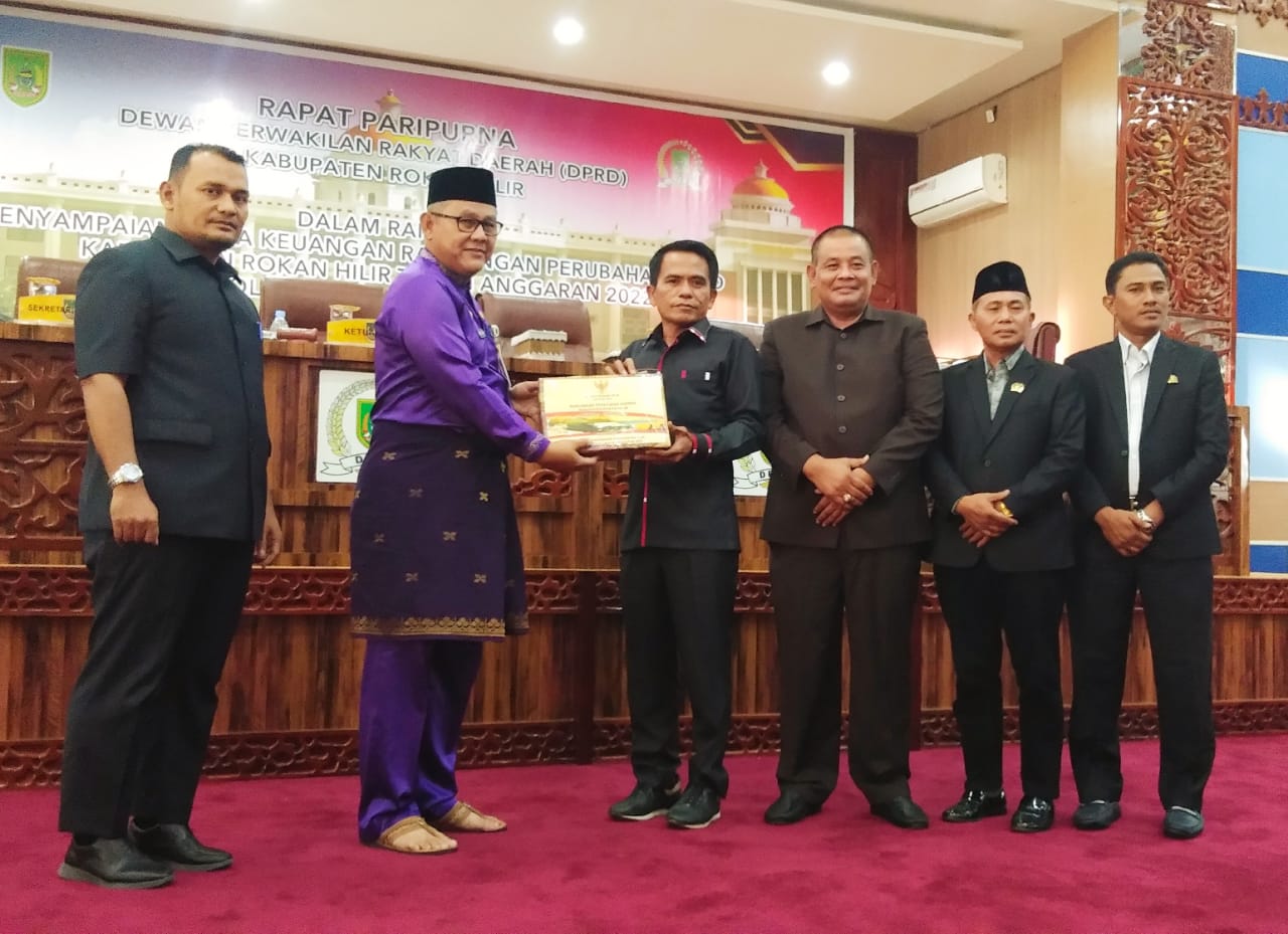 DPRD Rokan Hilir Gelar Sidang Paripurna Penyampaian Nota Keuangan Rancanangan Perubahan APBD TA 2022