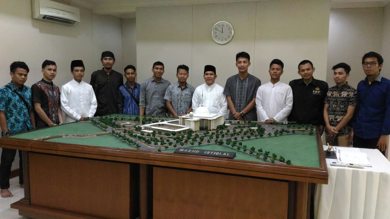 Mahasiswa Bengkalis (IPEMALIS) Jakarta berkunjung ke Masjid Istiqlal