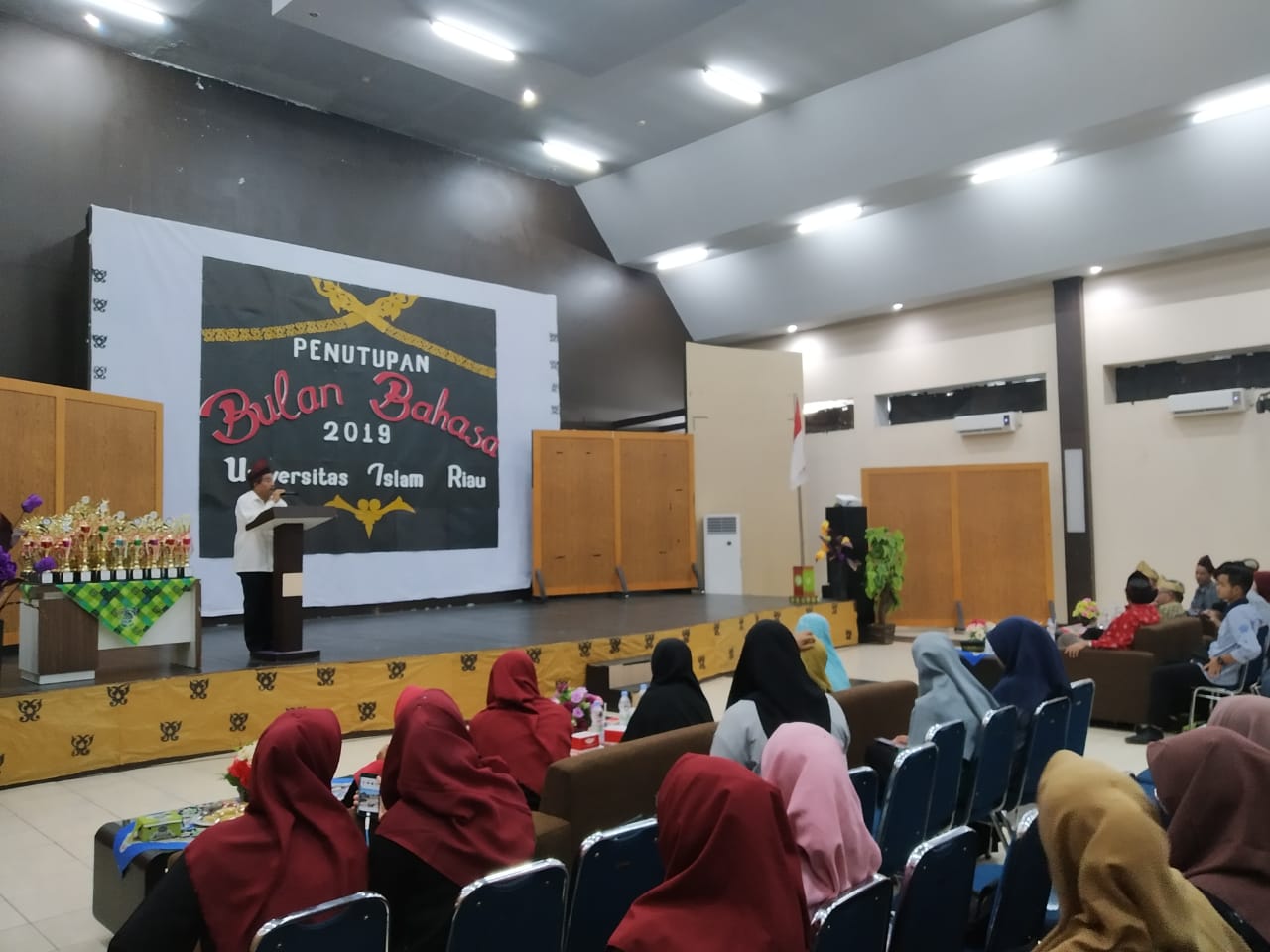 HIMA PBSI Sukses Taja Bulan Bahasa UIR 2019
