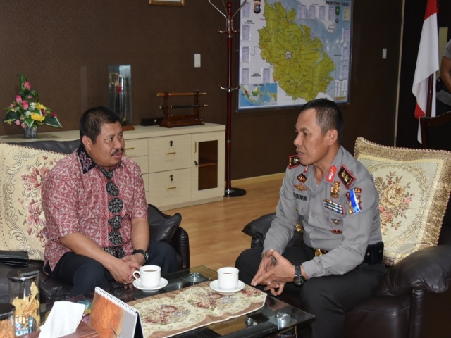 Bahas Masalah Narkoba, Bupati Amril Silaturrahmi dengan Kapolda Riau