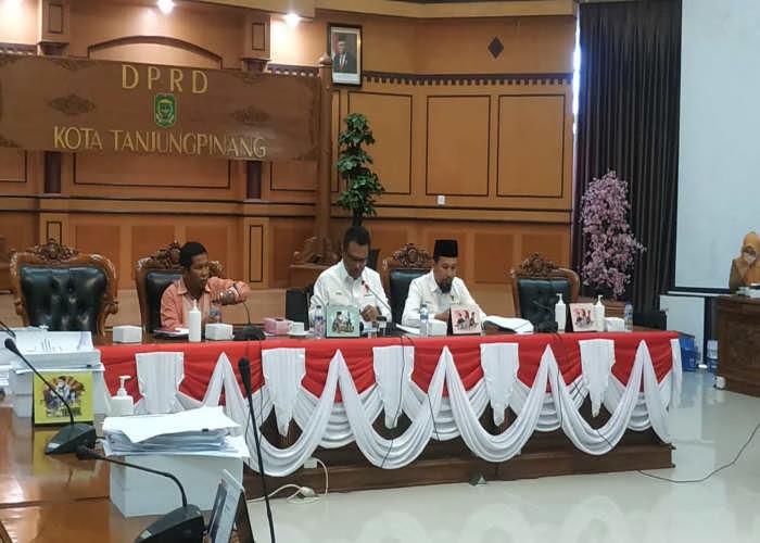 Komisi III DPRD Tanjungpinang Gelar Raker Bersama Dinas PUPR