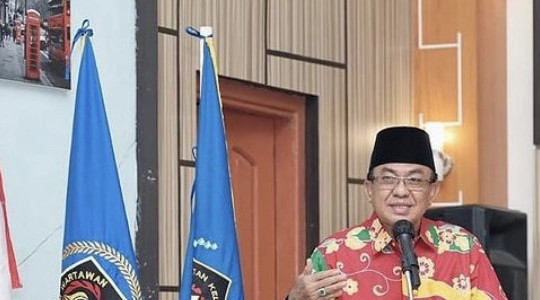 Hadiri Pelantikan PWI Inhil, Bupati HM Wardan: Sampaikan Berita Keritik yang Membangun