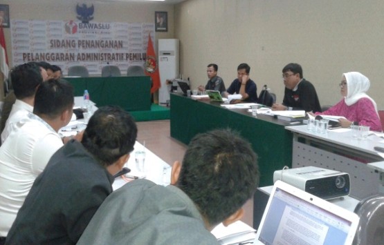 KPU Riau Pastikan Seluruh Paslon Penuhi Syarat
