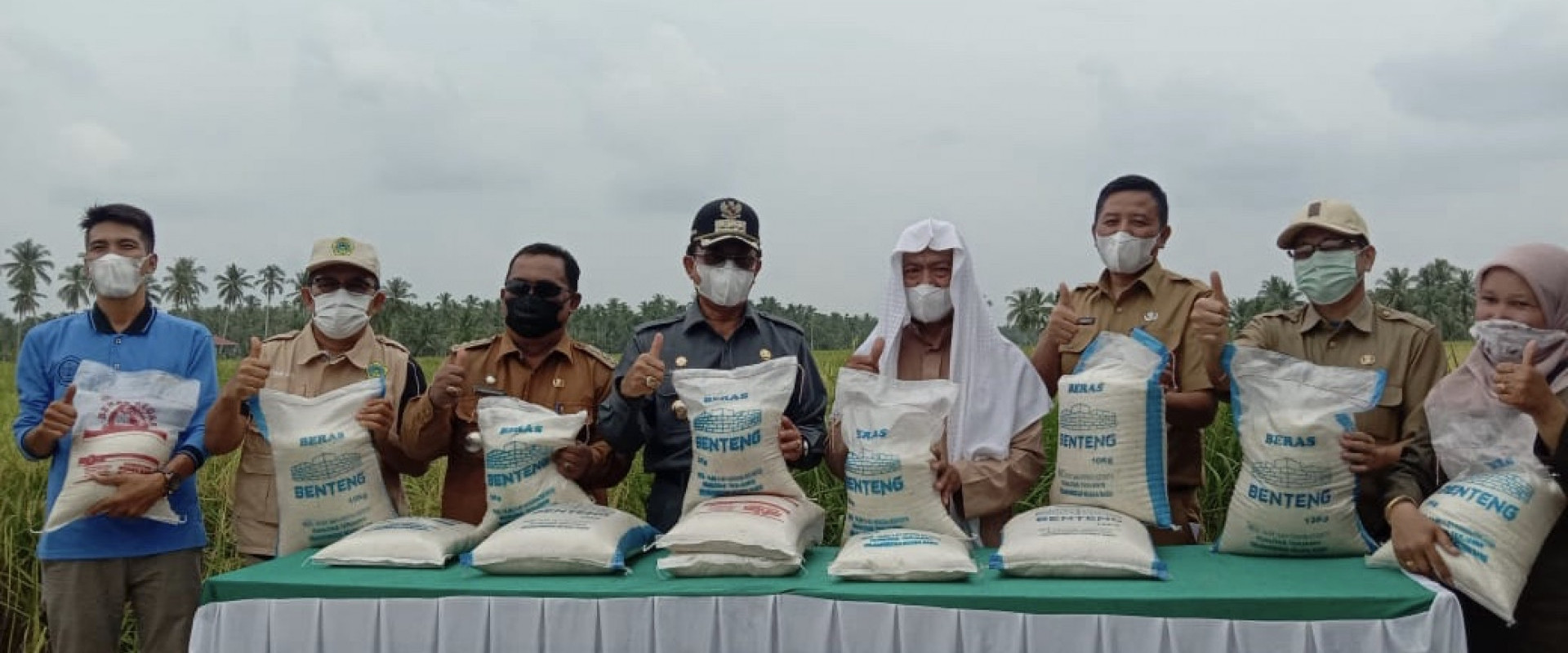 Inhil Salah Satu Penyumbang Beras di Provinsi Riau