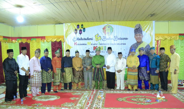 Bupati Wardan Buka Bersama Keluarga Melayu Insel