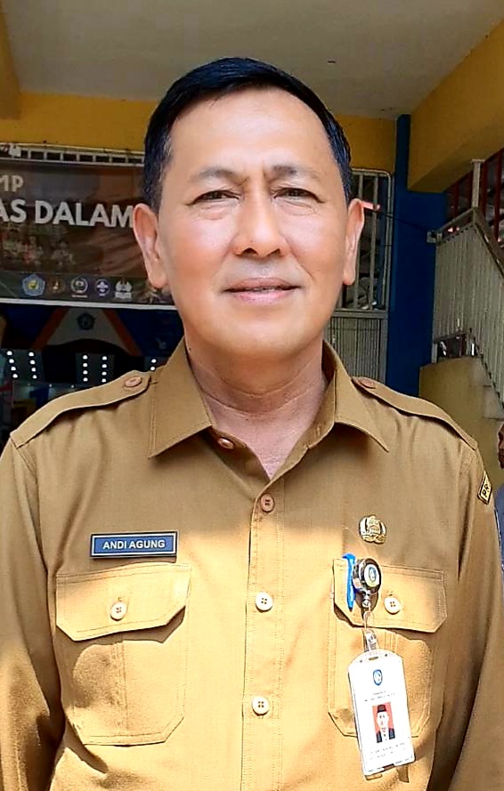 Sikapi Permasalahan PPDB,  Kadisdik:  Pemprov Kepri Ingin Calon Pelajar Tidak Menumpuk di Salah Satu Sekolah Saja