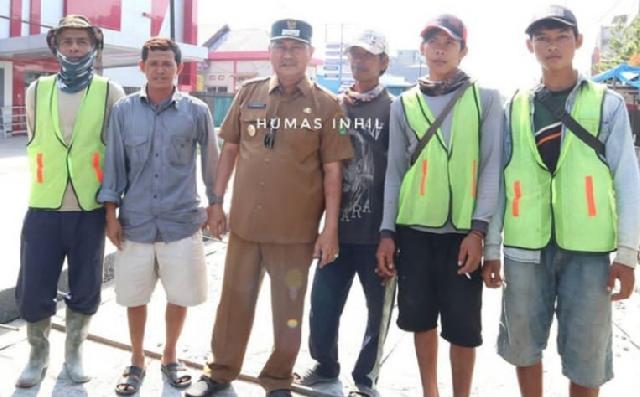 Wabup Inhil Tinjau Pekerjaan Pembangunan Ruas Jalan Kota Tembilahan